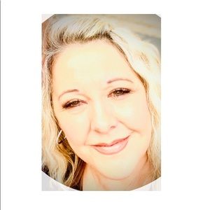 Meet your Posher, Sheila